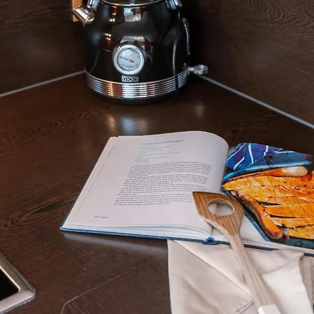 Huswell - Corner With Spectacular Sea View *