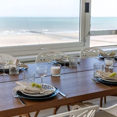 아파트 Casiola - Corner With Spectacular Sea View 미들케르케